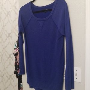 American eagle sweater